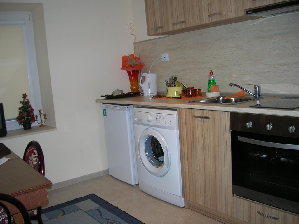 Guest House Nadezhda Hisarya Exterior foto